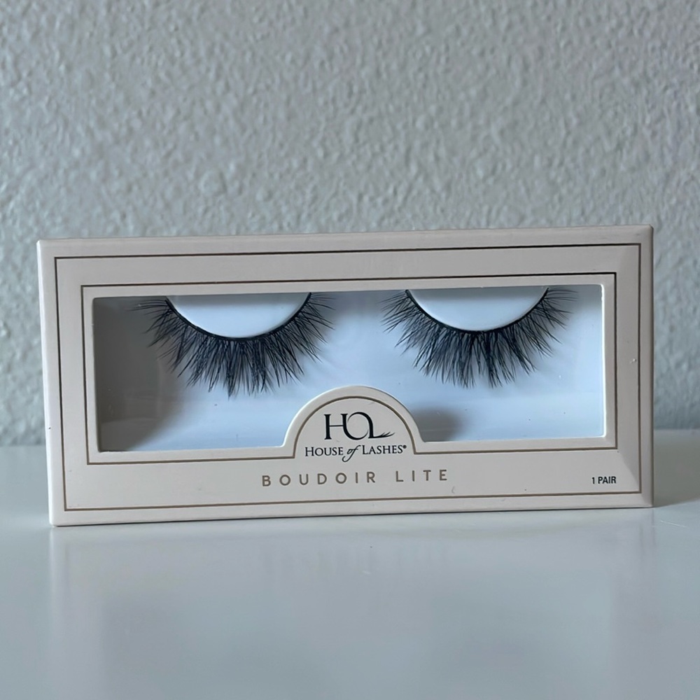 $5💃 HOUSE OF LASHES Iconic Lite False Lashes